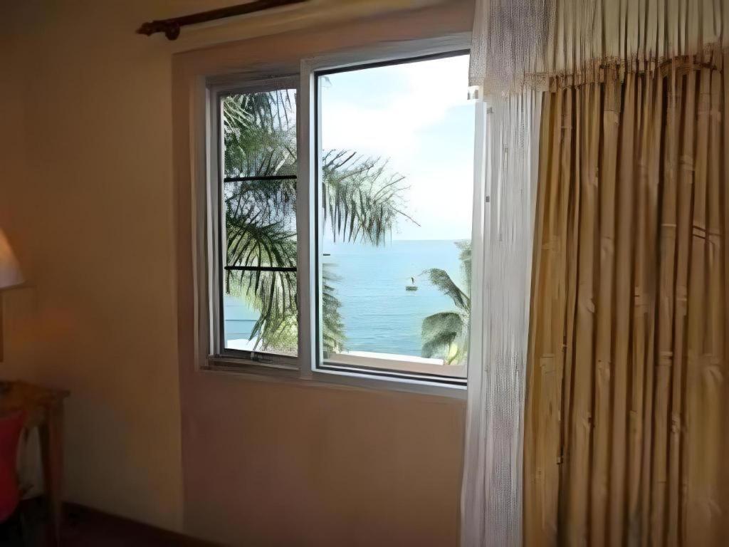 Hotel Formosa Manado Bagian luar foto